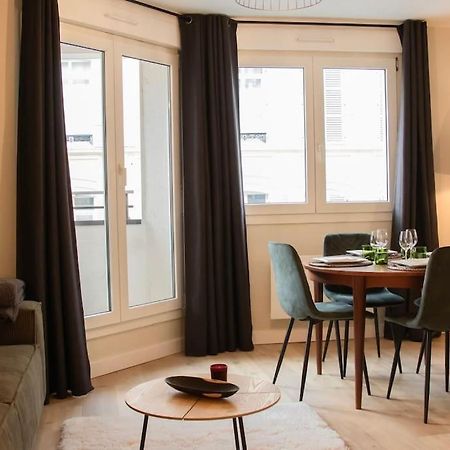Logement Centre Ville De Reims - Commerces - Wifi Buitenkant foto
