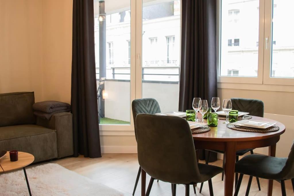 Logement Centre Ville De Reims - Commerces - Wifi Buitenkant foto